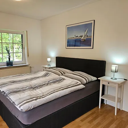 아파트 Am Paddje 35678 *